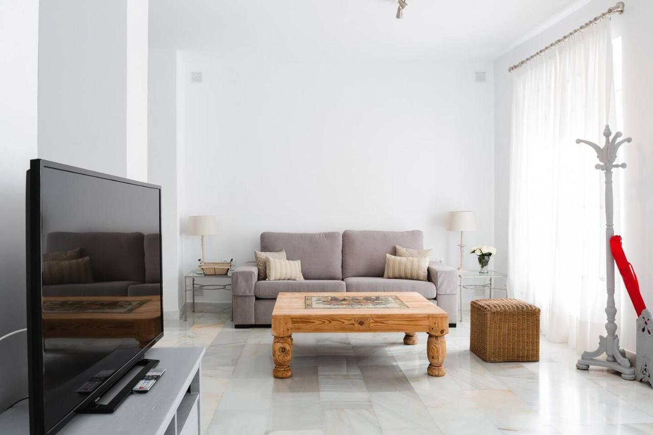 Loft En Primera Linea Del Paseo Maritimo Апартаменты Малага